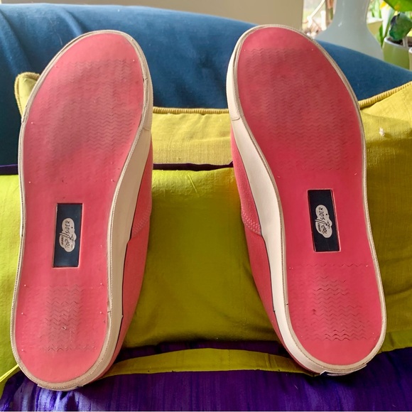 Preowned Sperry Top-Sider Low Top Pink with Black Stripe Sneakers- Size 8.5 - Picture 5 of 6